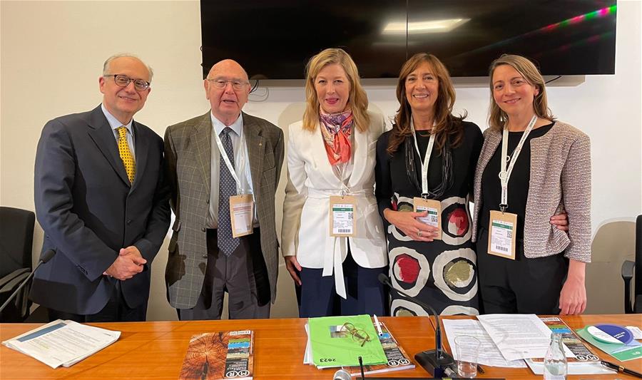 foto di gruppo evento ecomondo