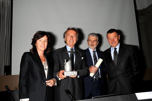 2011 Award
